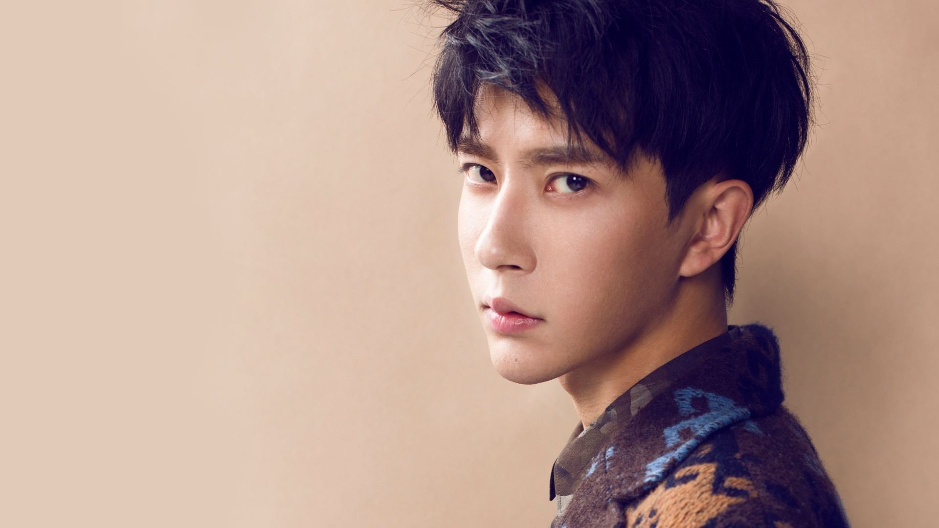 九游登录入口-赛季巅峰：蒂伊在对阵巨人队时，拿下40分+12篮板，全面开花！，a+蒂伊